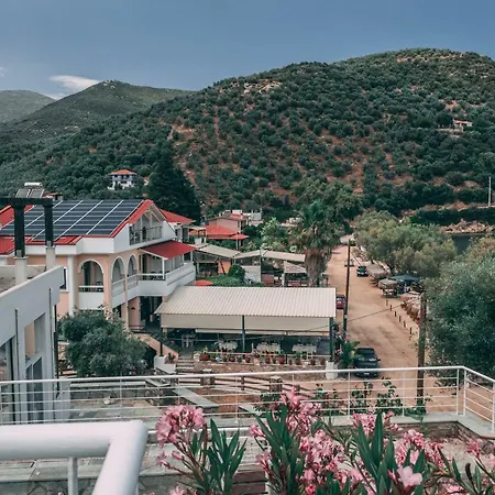 빌라 Elia Pteleós