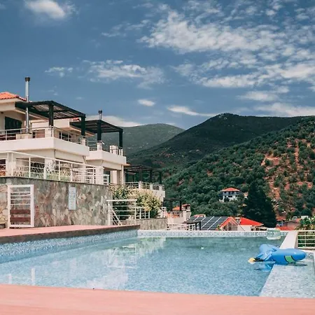 빌라 Elia Pteleós