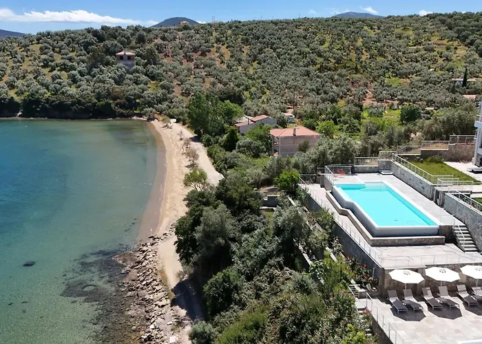 Elia Villa Pteleósz