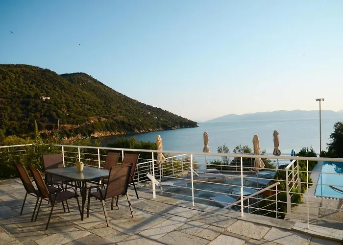 Villa Elia Pteleósz