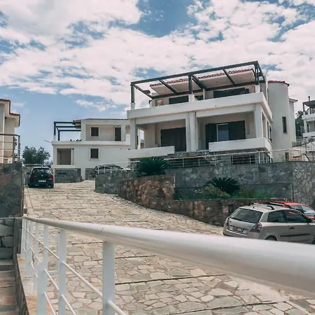 Elia Villa Pteleos