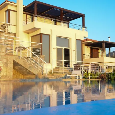 Villa Elia Pteleos